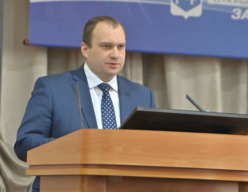 Председатель концерна «Белнефтехим» Андрей Рыбаков в рамках единого дня информирования провёл встречу с трудовым коллективом ОАО «Гродно Азот» Председатель концерна «Белнефтехим» Андрей Рыбаков в рамках единого дня информирования провёл встречу с трудовым коллективом ОАО «Гродно Азот»